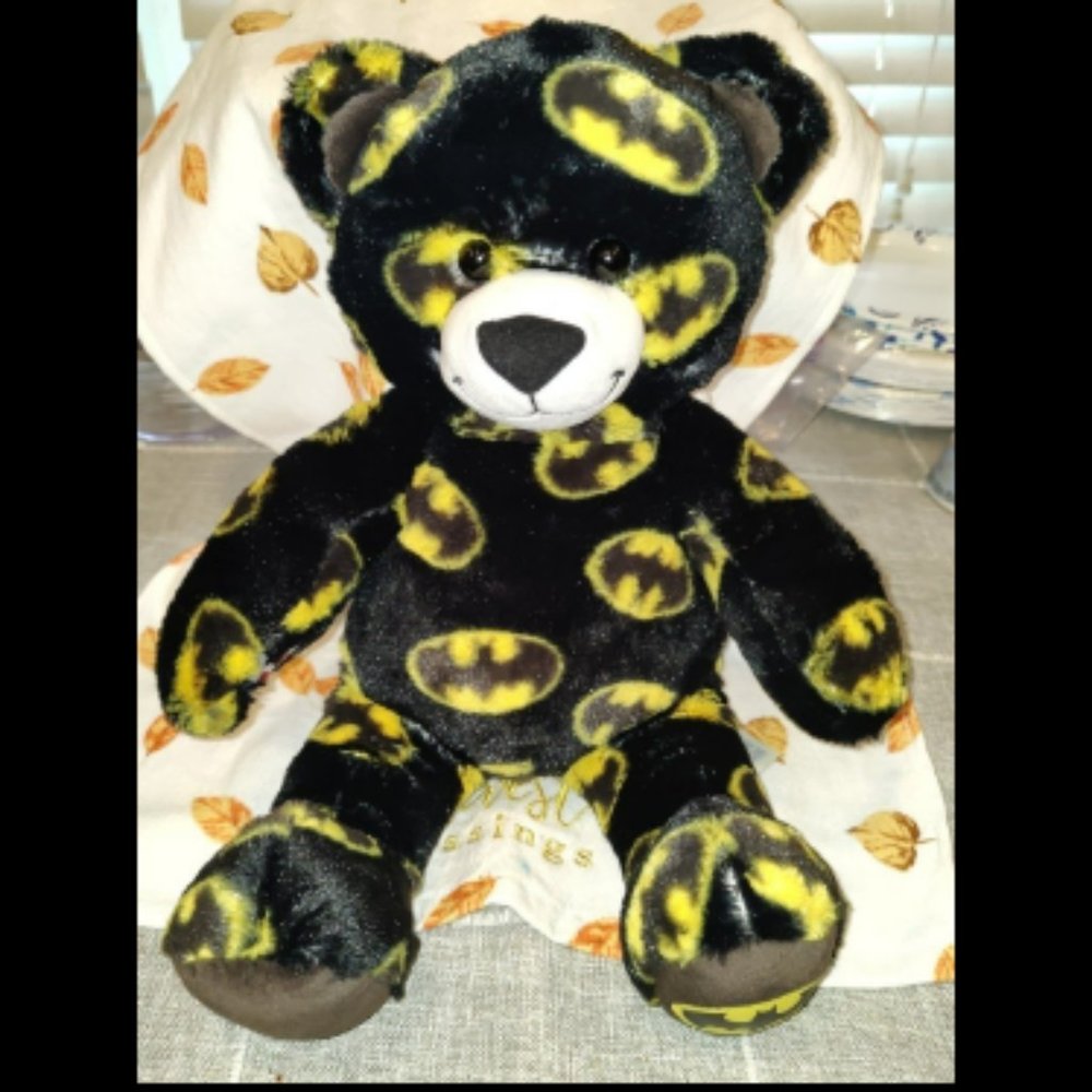 Build-A-Bear Workshop BAB DC Comics Batman Plush Bear Black Yellow Logo 17 inch